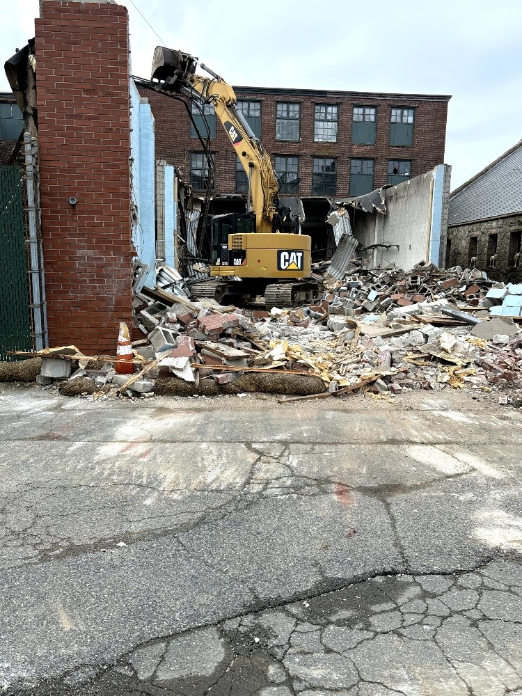 Bristol Yarn Mill demolition asbestos abatement bristol ri