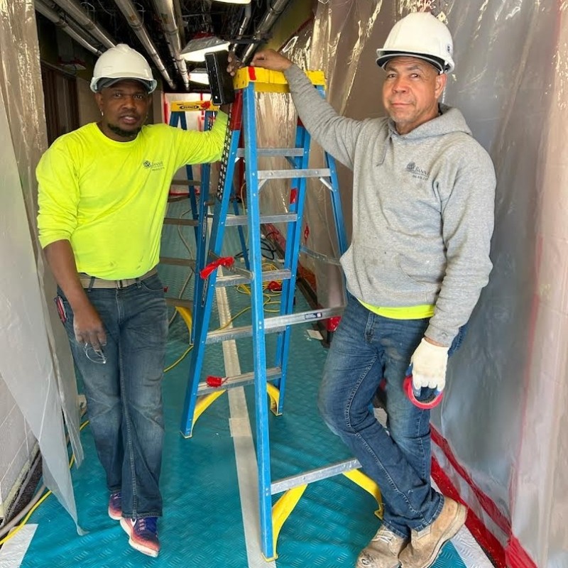 Roger Williams University School of EngineeringSelective Demolition and Asbestos Abatement