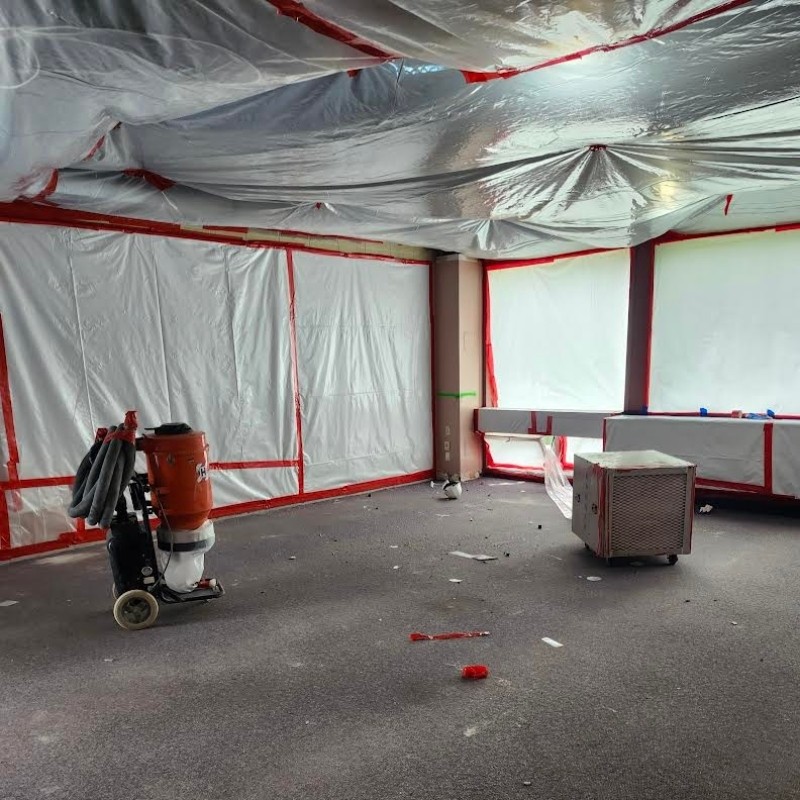 Roger Williams University School of EngineeringSelective Demolition and Asbestos Abatement